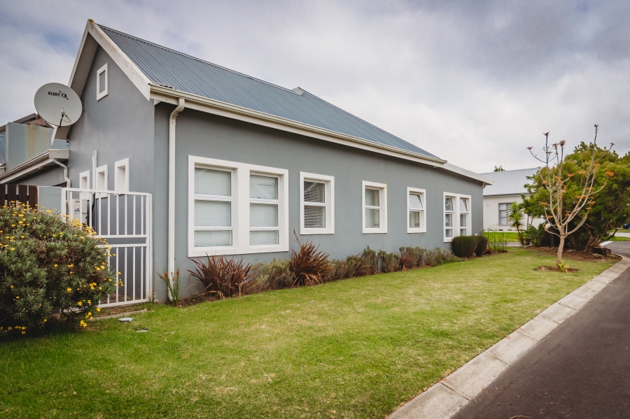 3 Bedroom Property for Sale in Kraaibosch Country Estate Western Cape